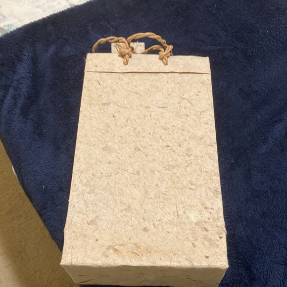 Sand Colored Textured Light Cardboard Double Wine Bottles Gift Bag - Picture 3 of 10